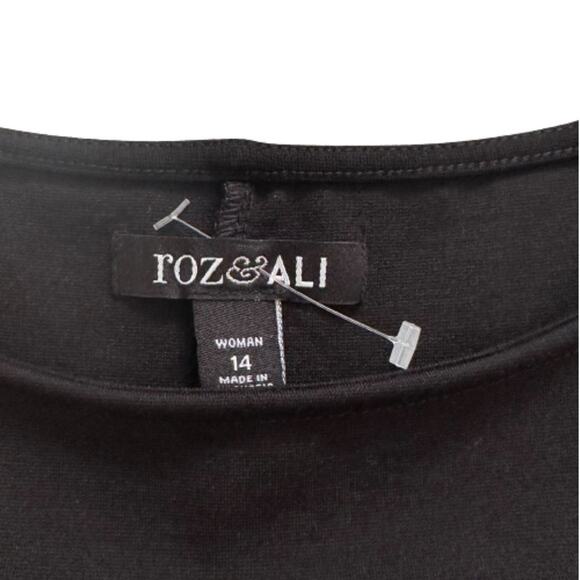 Roz & Ali Black Grommet Rivet Detail Short Sleeve Shift LBD Dress Woman Size 14 - Picture 2 of 12